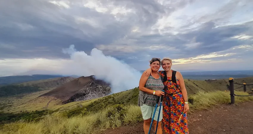 Volcan Masaya 01- NicaTravelandTours webp